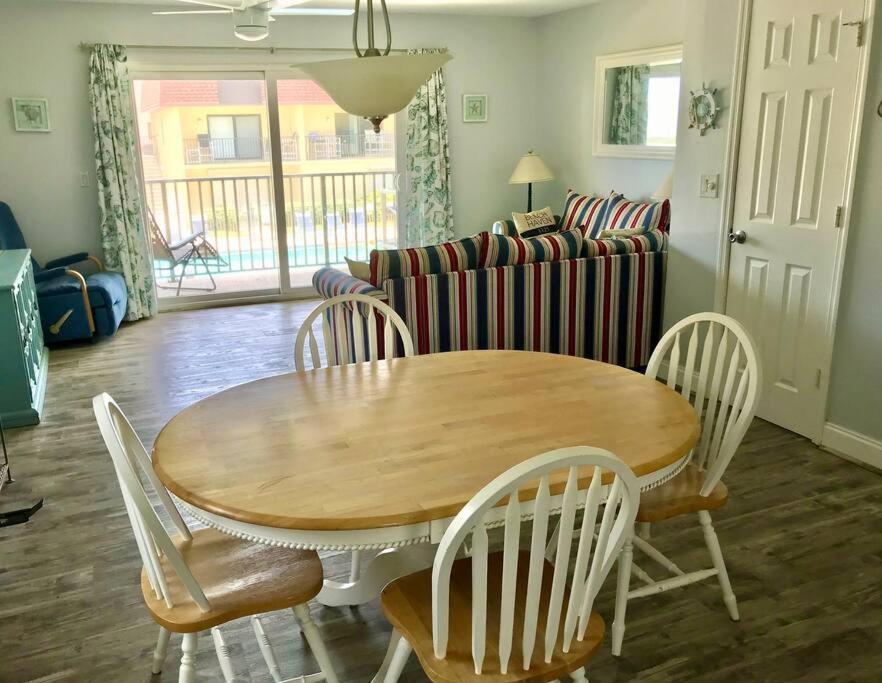 Condo By The Sea! Cocoa Beach Exterior photo
